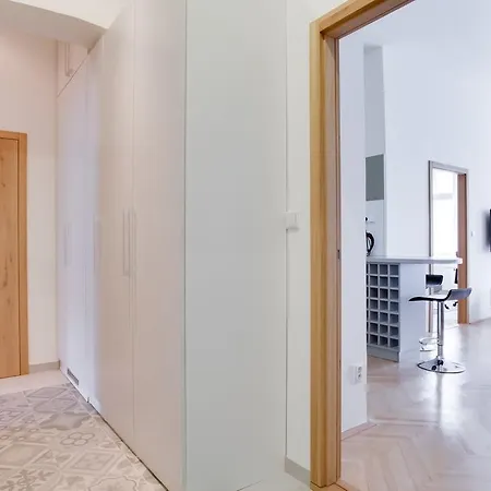 Apartment Cool&luxury 2 Bedrooms Prague